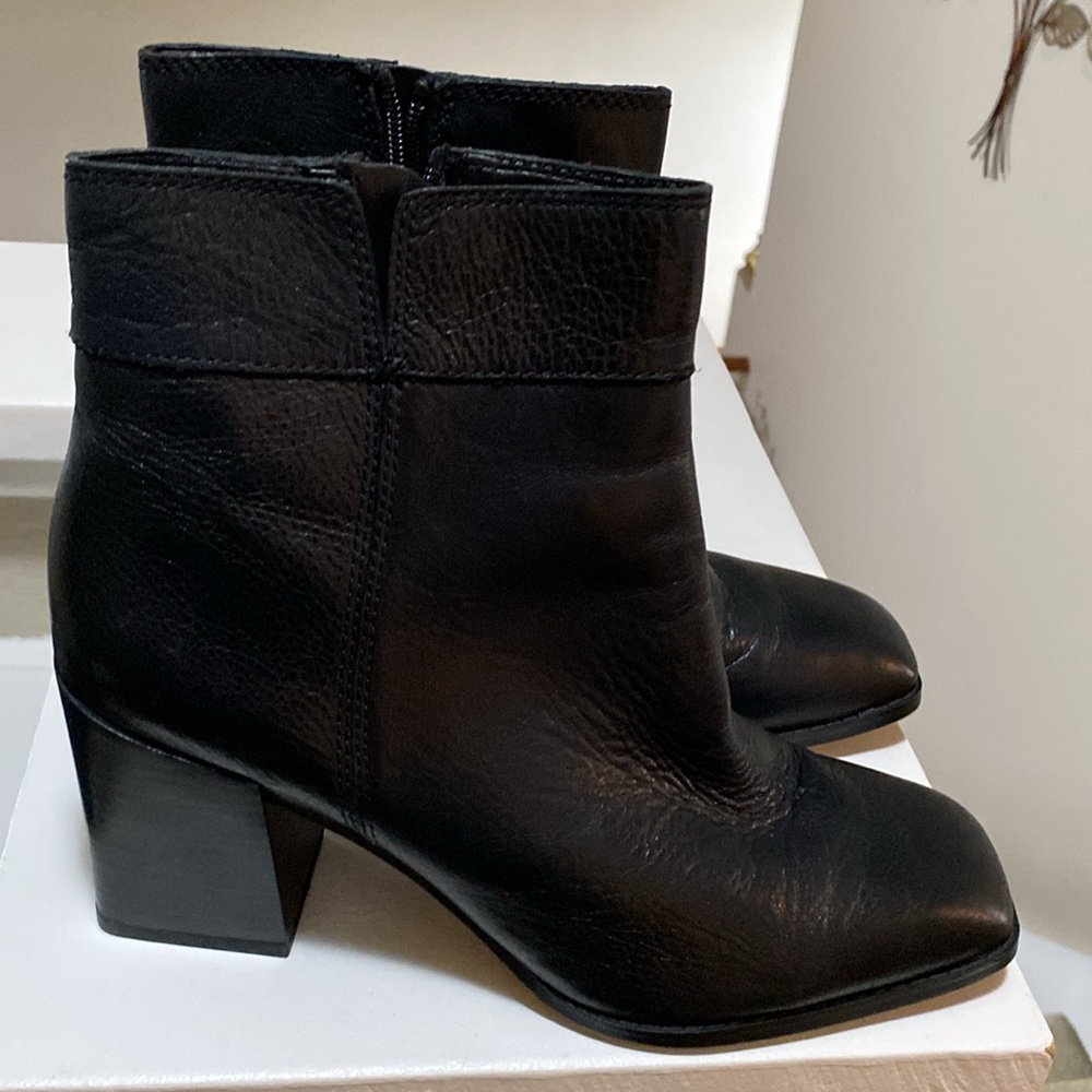 Franco Sarto black boots - Picture 4 of 5